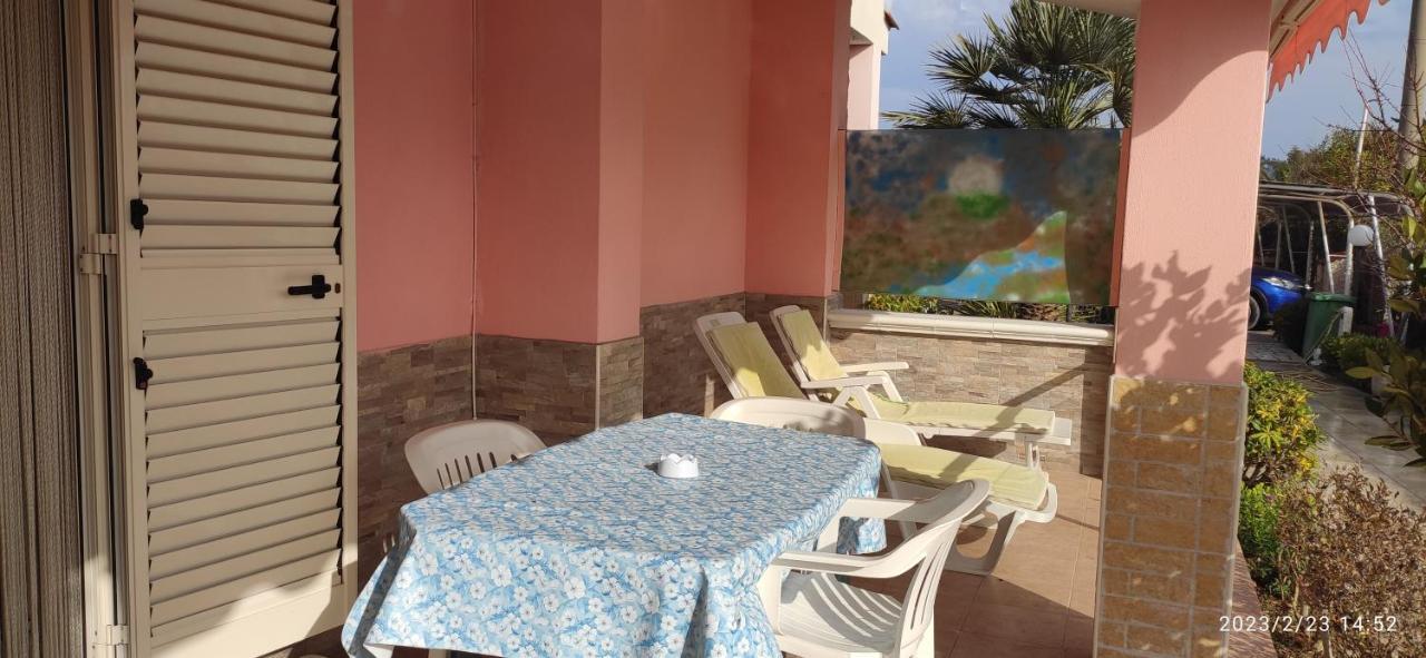 Residence Fabrizio, Vieste Esterno foto